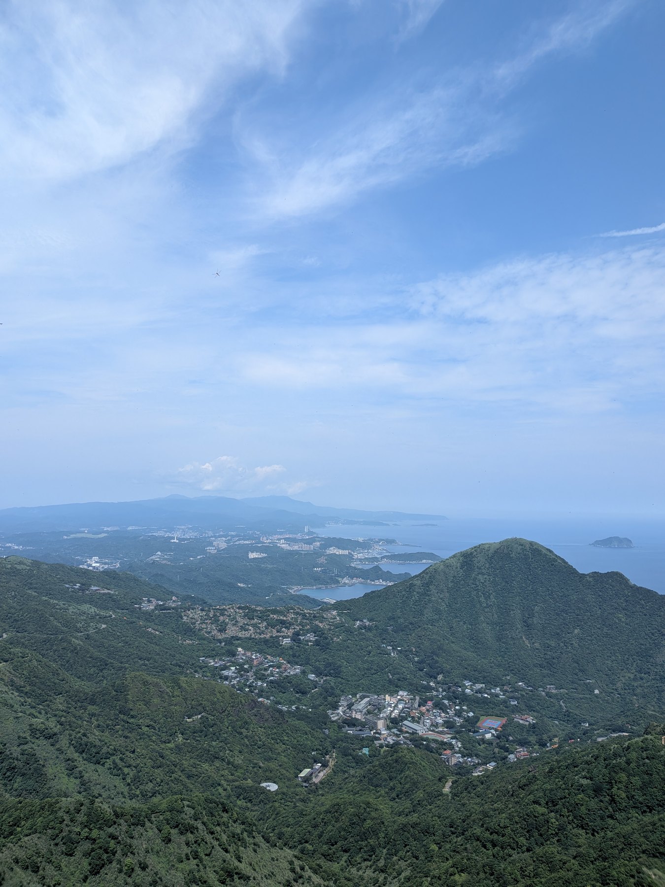 Teapot Mountain ridge and Taiwan's northeast coast.